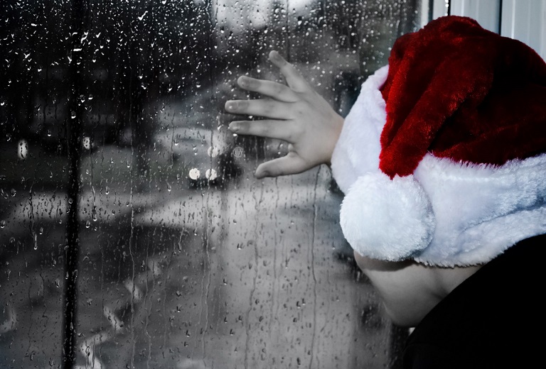 A rainy, cold Christmas scene